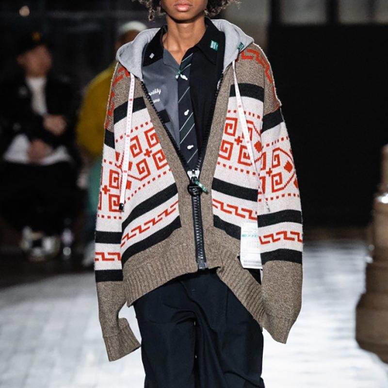 Fashion Contrast Color Pattern Hooded Sweater Coat