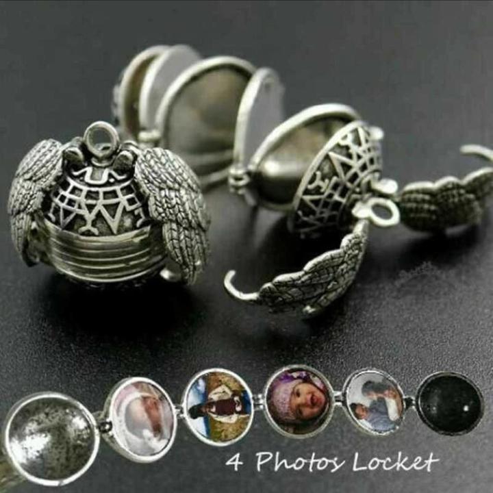 (Postbalance sale today with the 50% discount!) Expanding photographic medallion - free shipping worldwide.