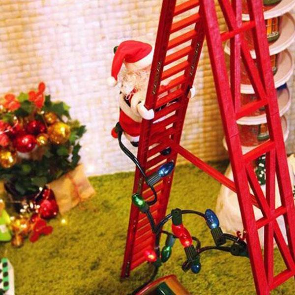 Santa's Climbing Toys