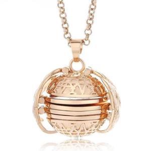 (Postbalance sale today with the 50% discount!) Expanding photographic medallion - free shipping worldwide.